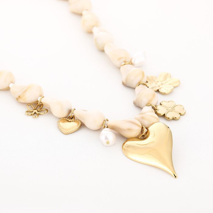 Kralenketting met Bedels & Gouden Elementen | Boho Sieraad
